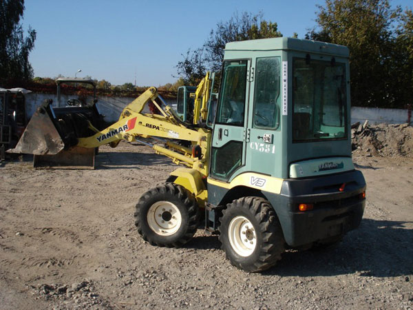 погрузчик Yanmar V3-5